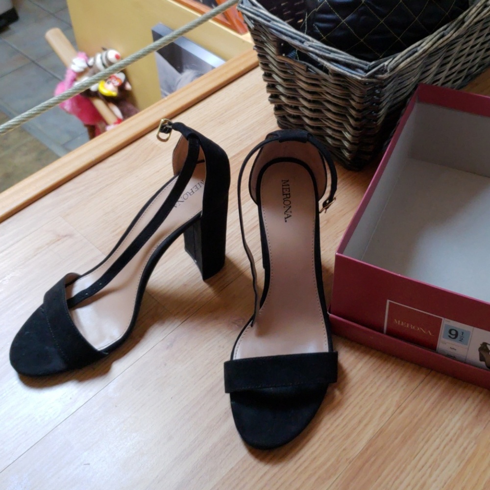 Merona Sandals